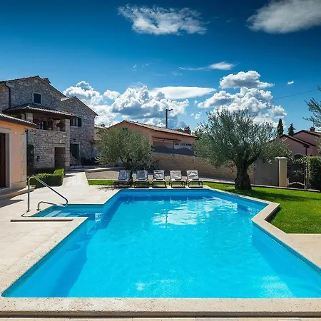 Holiday home Ulika *