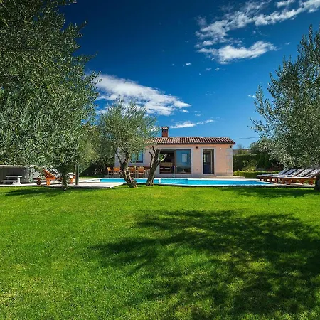 Holiday home Ulika *