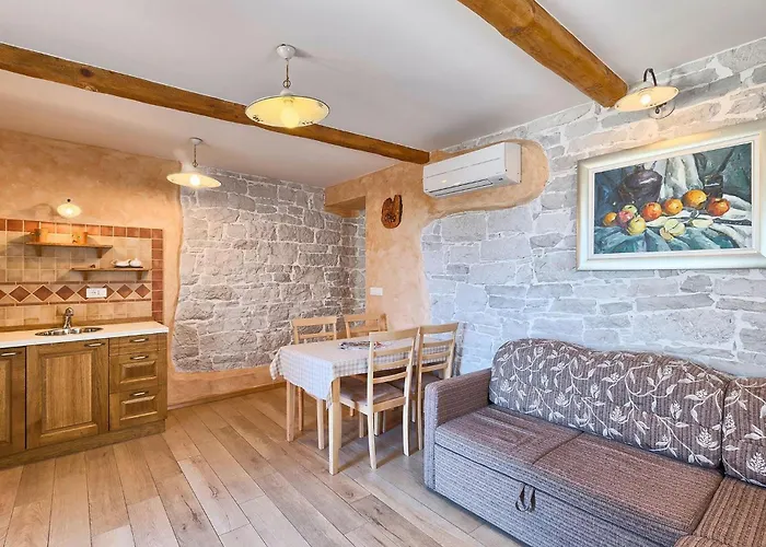 Ulika Holiday home Porec